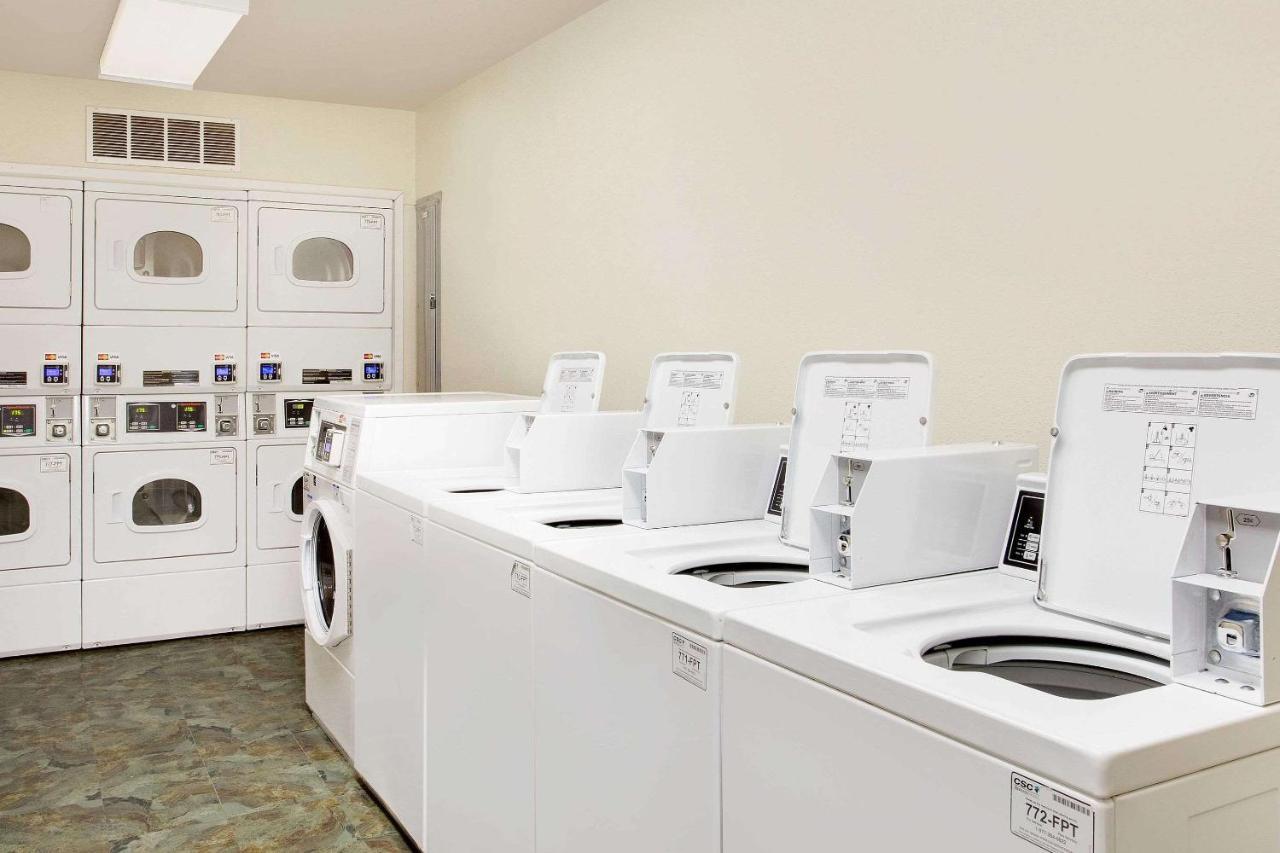 Woodspring Suites Форт Уейн Екстериор снимка